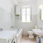 דירה Lucy - Two Bedroom With Terrace And View Gustin