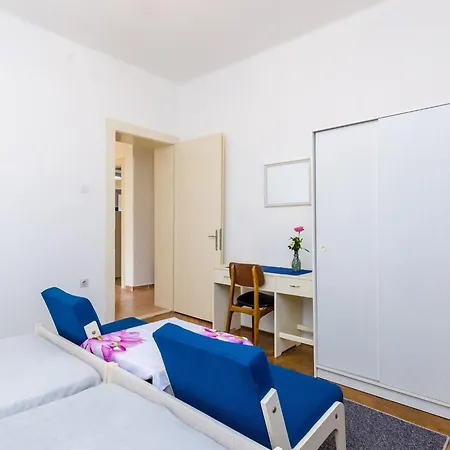 Lucy - Two Bedroom With Terrace And View Gustin * Dubrovnik